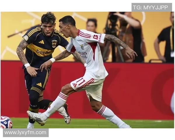 西甲焦点战平巴黎圣日耳曼与热刺红牌争议引发全场热议